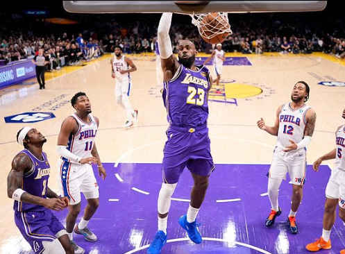 NBA直播赛后情书:里夫斯得35分,湖人顶住东契奇伤退压力,119-115力克76人